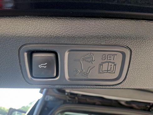 Certified 2023 Ford Expedition Platinum AWD/4WD image 29