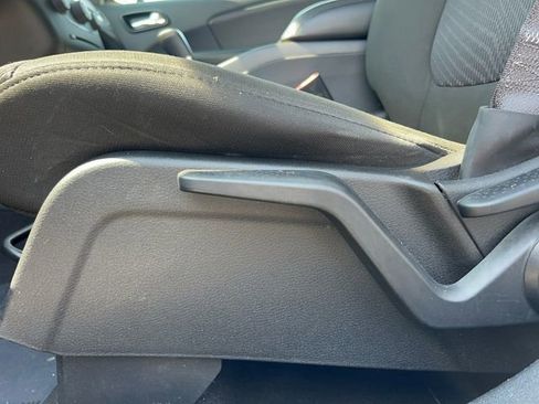Used 2019 Dodge Journey SE w/ Connectivity Group FWD image 12