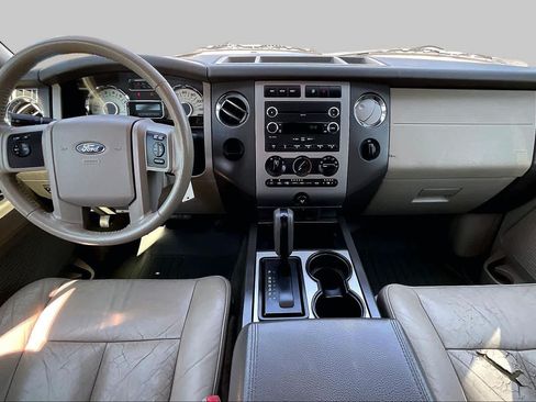 Used 2013 Ford Expedition XLT w/ Leather Seating Pkg RWD image 14