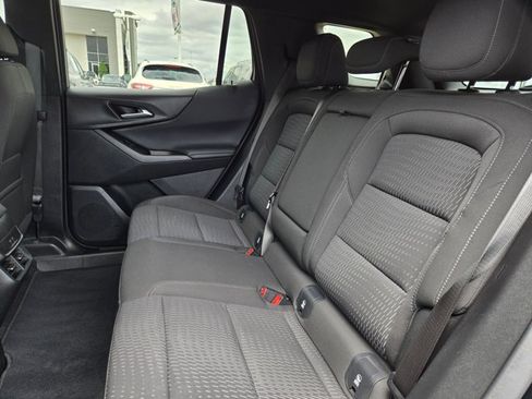 Used 2025 Chevrolet Equinox LT FWD image 18