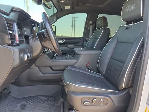 Used 2024 GMC Sierra 2500 AT4X w/ AT4X AEV Edition AWD/4WD image 10