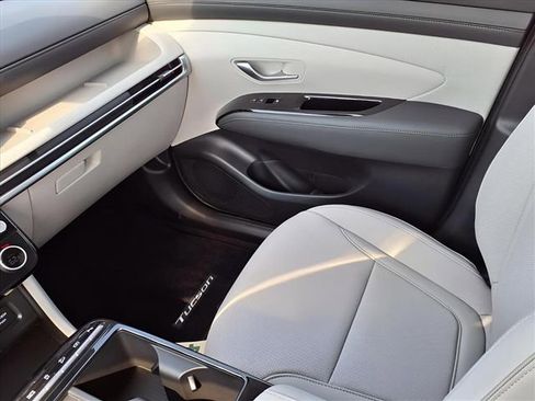 New 2026 Hyundai Tucson Limited image 15