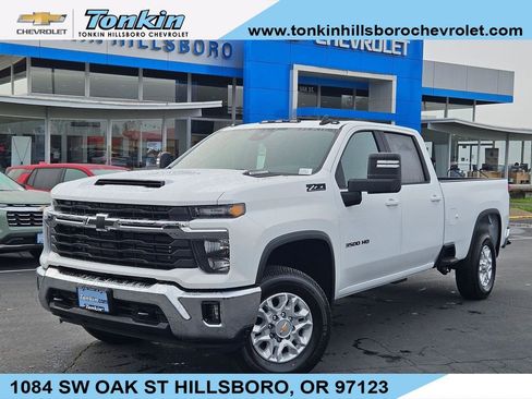 New 2026 Chevrolet Silverado 3500 LT AWD/4WD image 1