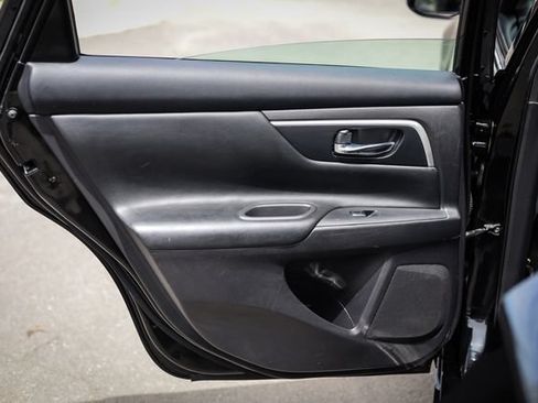 Used 2018 Nissan Altima 2.5 SL FWD image 49