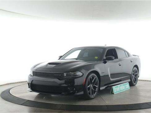 Used 2022 Dodge Charger R/T w/ Blacktop Package RWD image 10