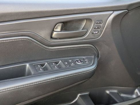 Used 2025 Honda Odyssey Sport-L image 13