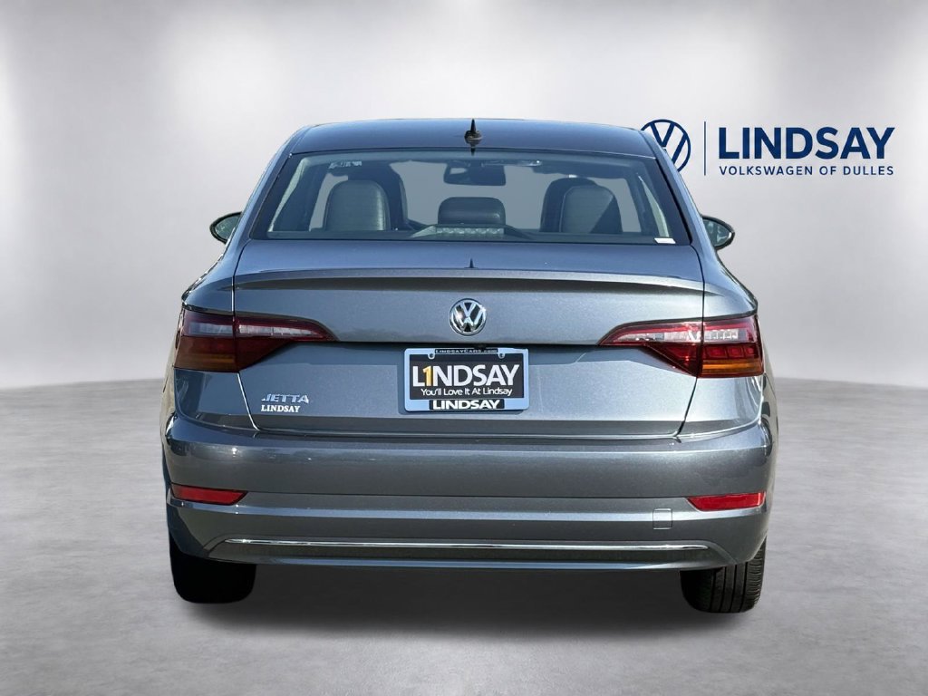 Used 2019 Volkswagen Jetta SE FWD image 3