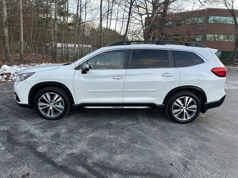 Used 2022 Subaru Ascent Touring image 9