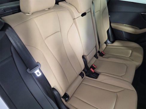 Used 2025 Audi Q8 Premium w/ Convenience Package image 29