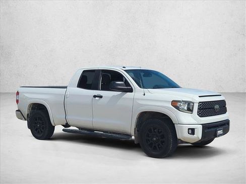 Used 2019 Toyota Tundra SR5 w/ SX Package image 2