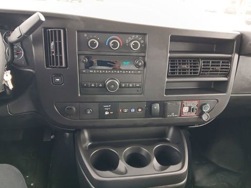 New 2025 GMC Savana 3500 Work Van w/ Power Convenience Package image 21