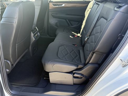 New 2026 Volkswagen Atlas SE image 23