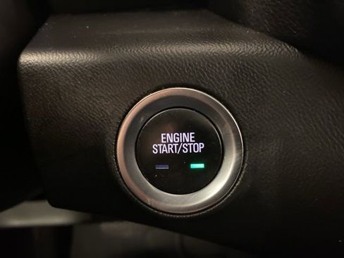 Used 2022 GMC Terrain SLT w/ Infotainment Package II image 17