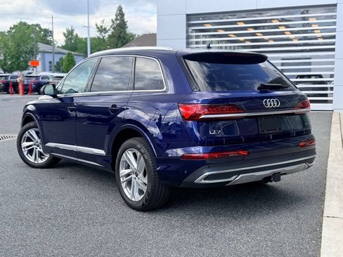 Certified 2023 Audi Q7 2.0T Premium w/ Convenience Package AWD/4WD image 4