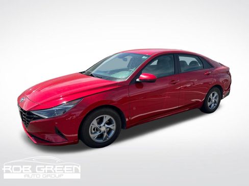 Used 2022 Hyundai Elantra SE FWD image 1