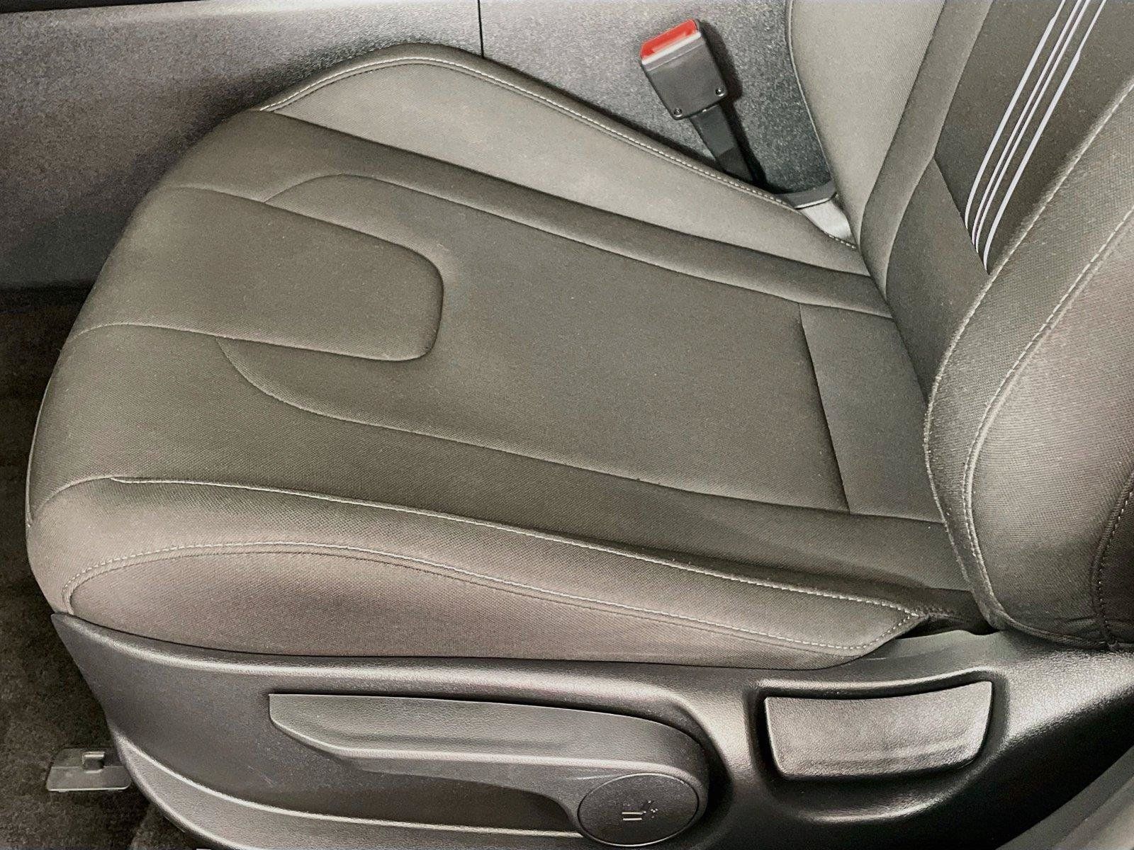 Certified 2026 Hyundai Elantra Sport FWD image 22