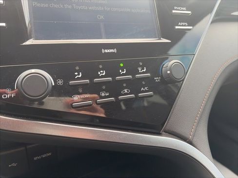 Used 2020 Toyota Camry LE w/ Cold Weather Package image 14