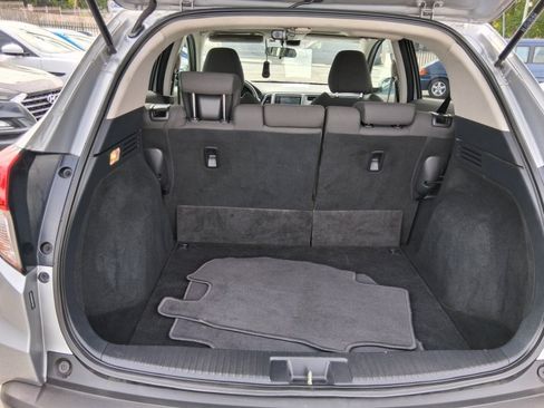 Used 2019 Honda HR-V EX image 11