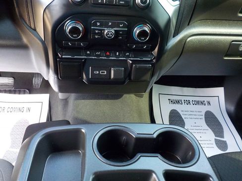 Used 2021 Chevrolet Silverado 1500 LT w/ Fleet Comfort Package AWD/4WD image 21
