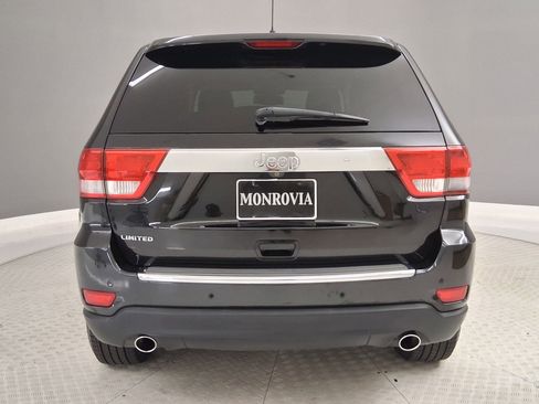 Used 2011 Jeep Grand Cherokee Limited RWD image 8