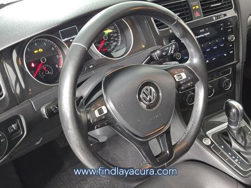 Used 2018 Volkswagen Golf SE FWD image 21