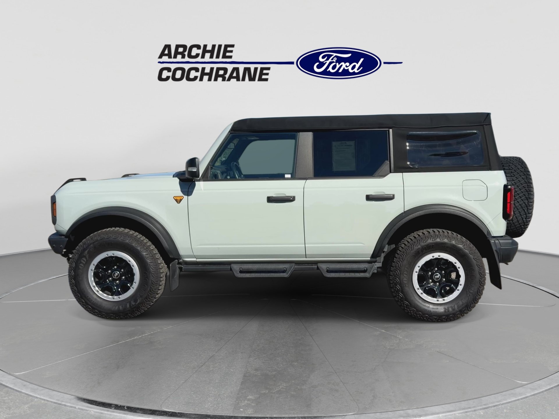 Certified 2024 Ford Bronco Badlands AWD/4WD image 5