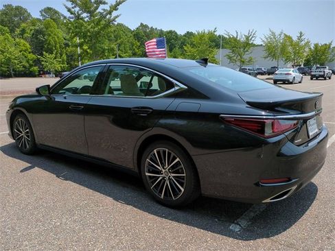Used 2022 Lexus ES 350 w/ Premium Package image 6