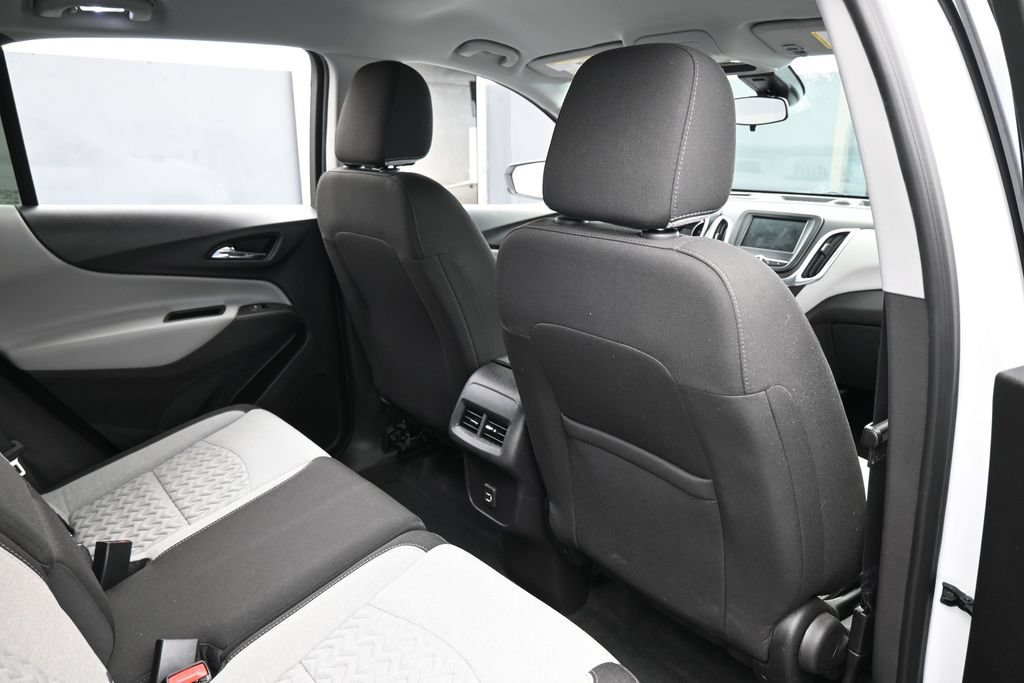 Used 2024 Chevrolet Equinox LS w/ LS Convenience Package FWD image 41