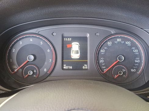 Used 2022 Volkswagen Passat 2.0T image 22