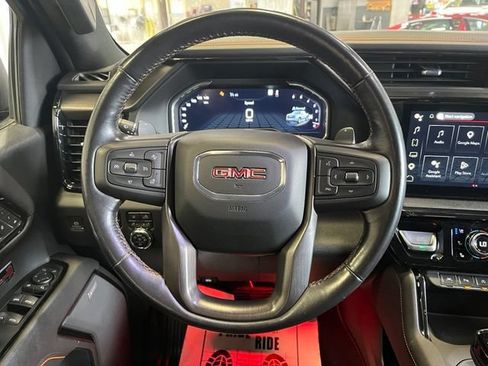Used 2022 GMC Sierra 1500 AT4 w/ AT4 Premium Package AWD/4WD image 19
