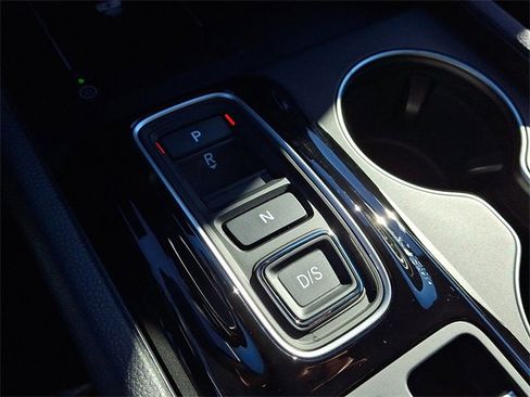 Certified 2025 Honda Pilot EX-L image 14