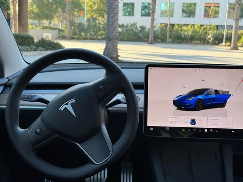 Used 2022 Tesla Model 3 Performance image 23