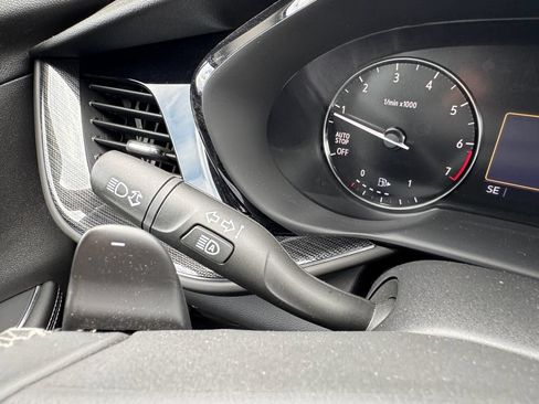 Used 2023 Buick Envision Preferred AWD/4WD image 32