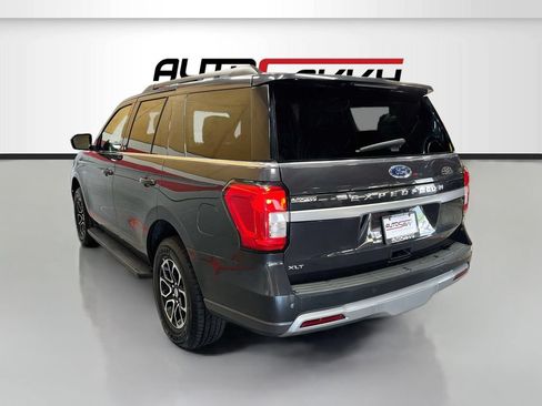 Used 2024 Ford Expedition XLT AWD/4WD image 5