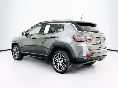 Used 2022 Jeep Compass Limited w/ Elite Group AWD/4WD image 5