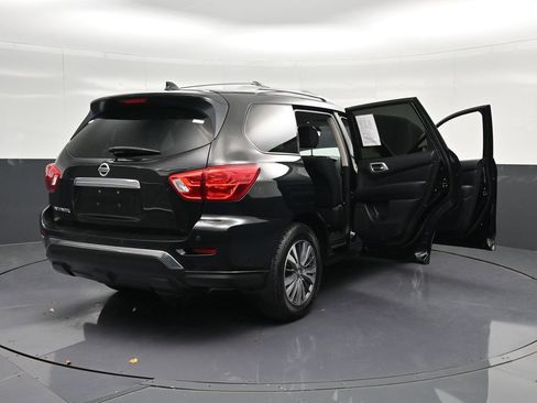 Used 2019 Nissan Pathfinder S FWD image 40