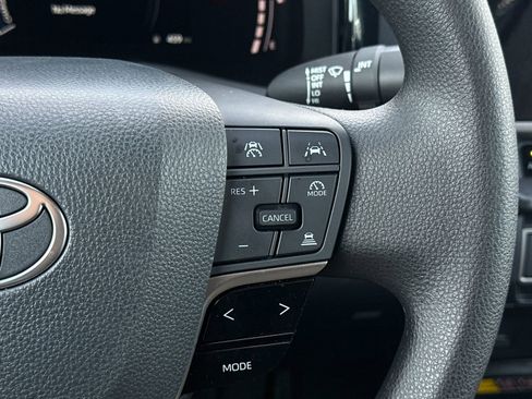 Used 2026 Toyota Camry LE FWD image 26
