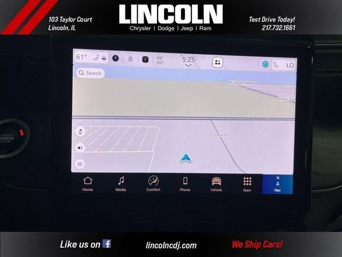 New 2025 Jeep Grand Cherokee Limited w/ Black Appearance Package image 32