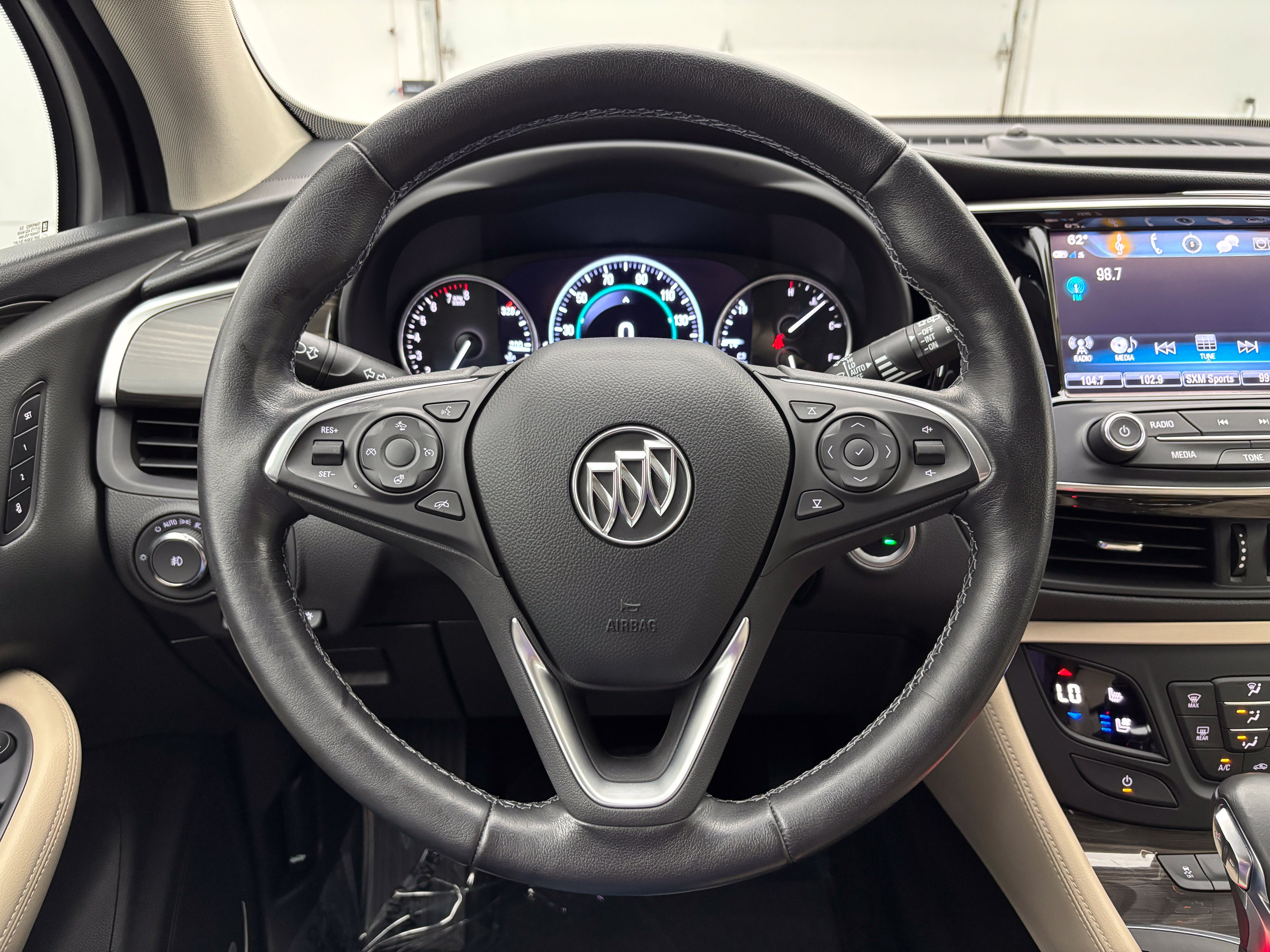 Used 2020 Buick Envision Premium w/ Driver Confidence Package AWD/4WD image 19