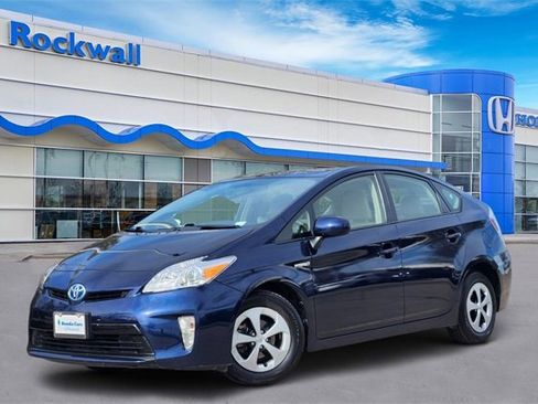 Used 2013 Toyota Prius Two image 1
