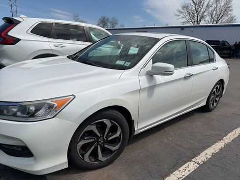 Used 2016 Honda Accord EX-L image 3