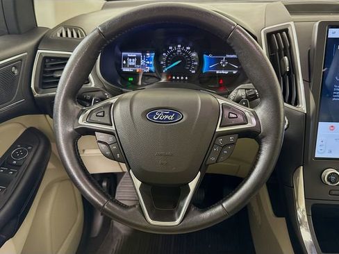 Used 2022 Ford Edge Titanium w/ Equipment Group 301A AWD/4WD image 13