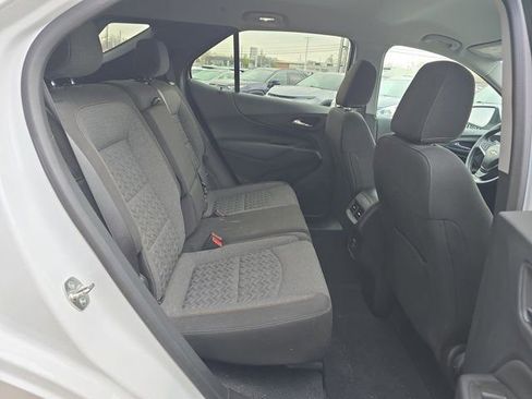 Used 2024 Chevrolet Equinox LT FWD image 18