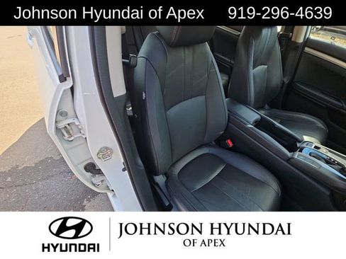 Used 2017 Honda Civic EX-L image 21