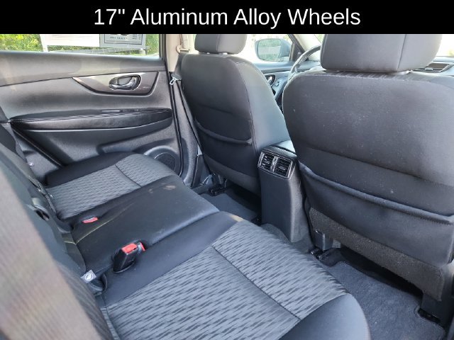 Used 2018 Nissan Rogue SV AWD/4WD image 29