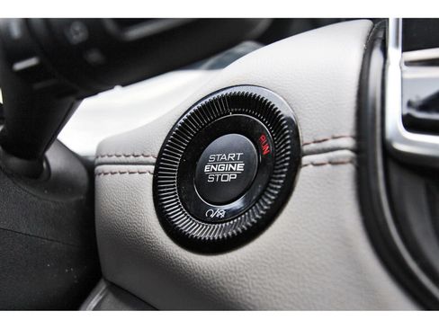 Used 2024 Jeep Compass Limited AWD/4WD image 20