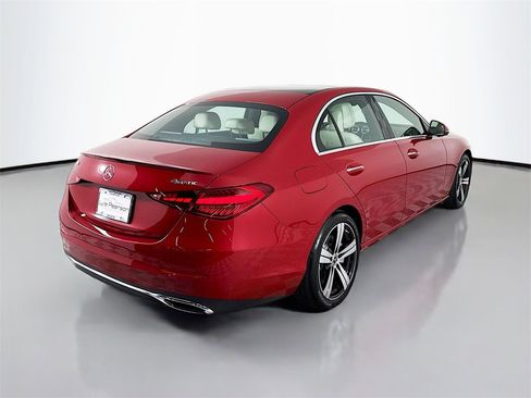 Used 2025 Mercedes-Benz C 300 4MATIC Sedan image 9