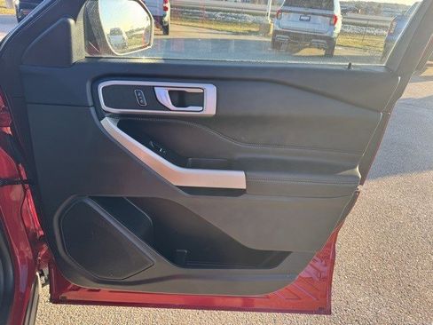 Used 2021 Ford Explorer XLT w/ Equipment Group 202A image 36