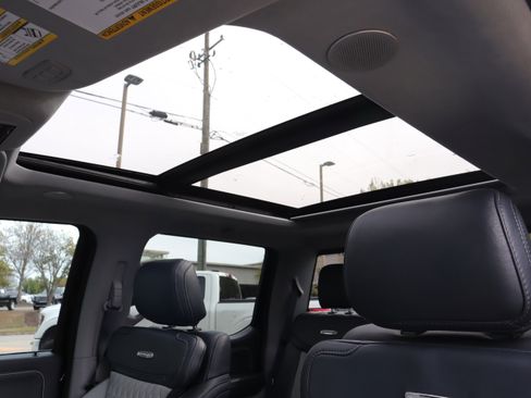 Used 2024 Ford F250 Limited w/ FX4 Off-Road Package AWD/4WD image 8
