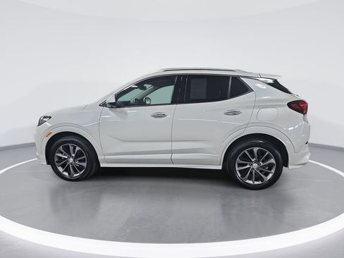 Used 2022 Buick Encore GX Essence w/ Advanced Technology Package AWD/4WD image 7